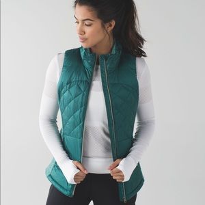 Lululemon DOWN FOR A RUN VEST FORAGE TEAL SZ 4